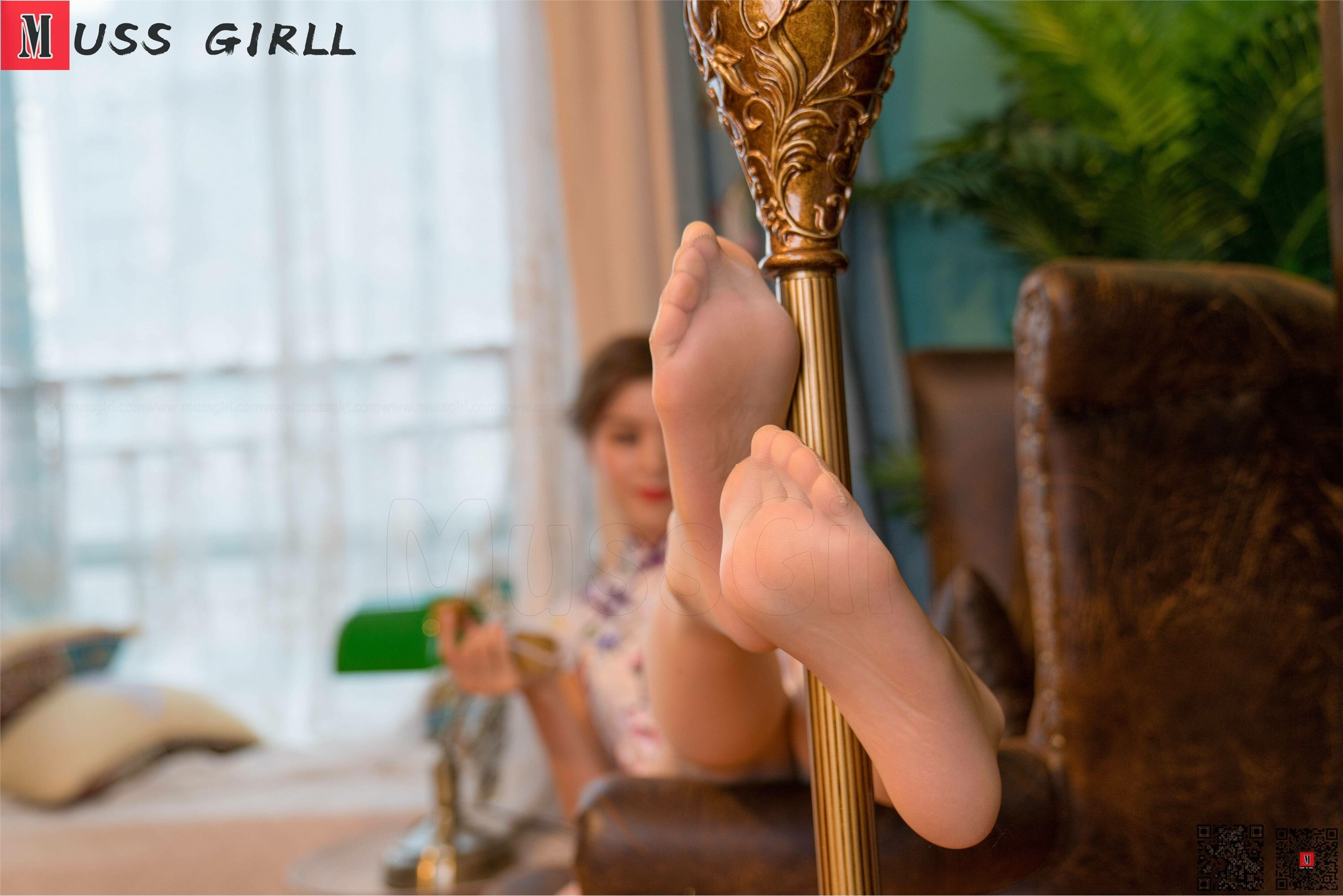 MussGirl慕丝女郎  NO.159 碎花短旗袍